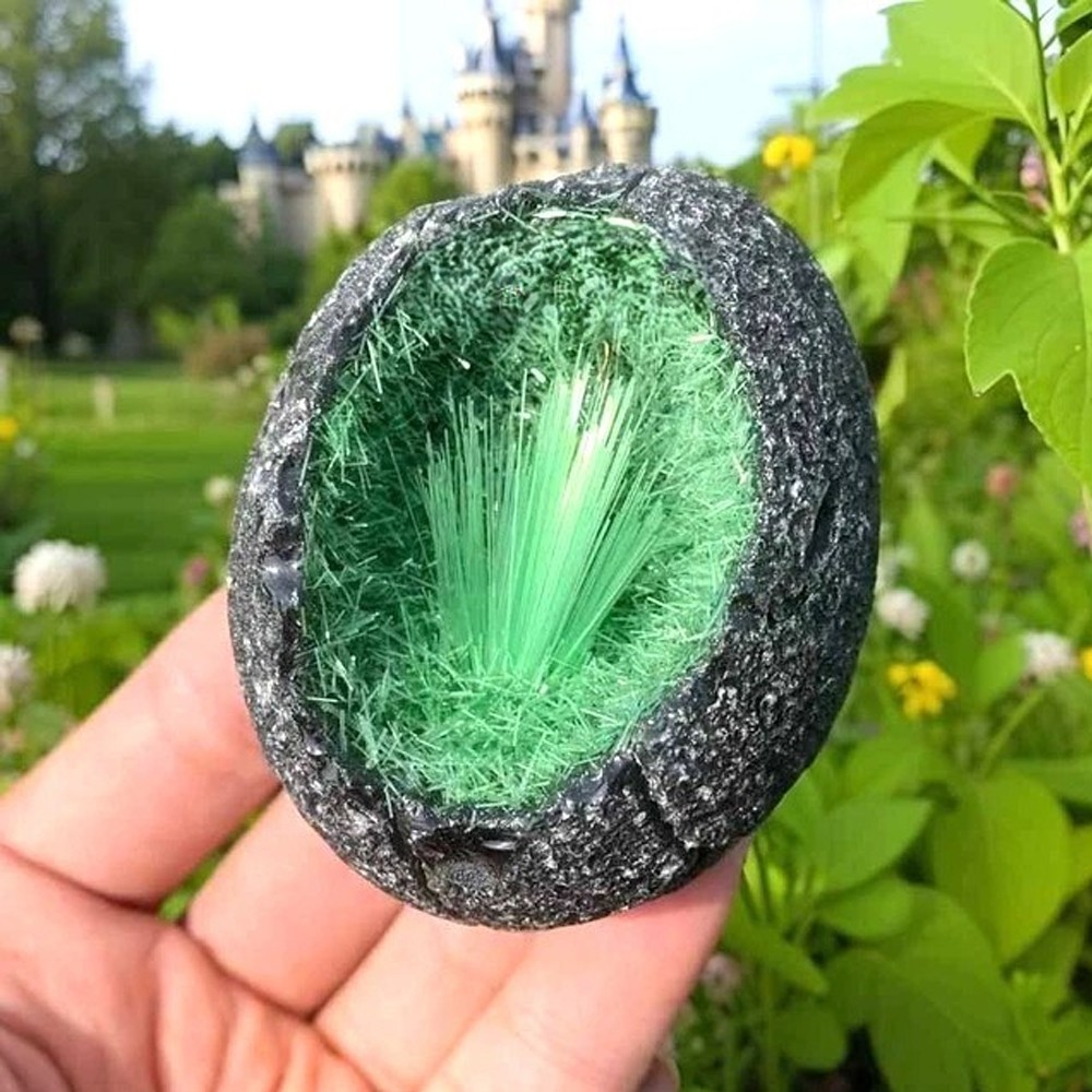 Rare Natural Meteorite Quartz Crystal Specimen Goethite Green Copper Ore Decor