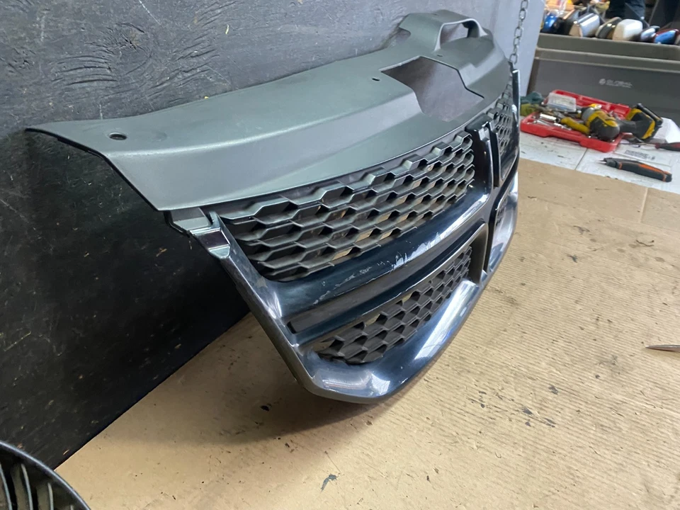 2011 to 2018 Dodge Journey Front Upper Chrome Grill Grille OEM T0068 DG - Image 3 of 4