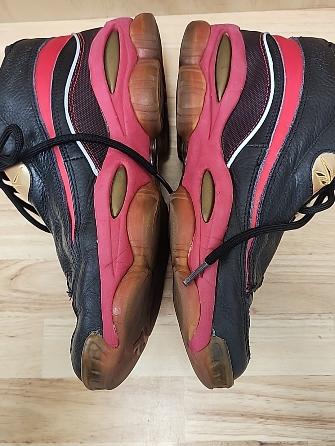 Reebok The Answer DMX 10 Men Size 9.5 J02565 Black Red Gold Training Shoes