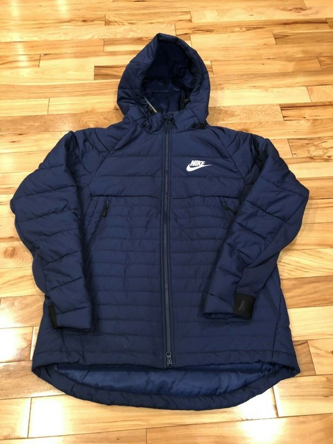 nike synthetic fill hooded jacket