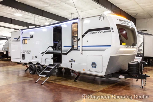 New 2026 Forest River Cherokee Alpha Wolf 25RB-L Rear Bathroom Couples Camper