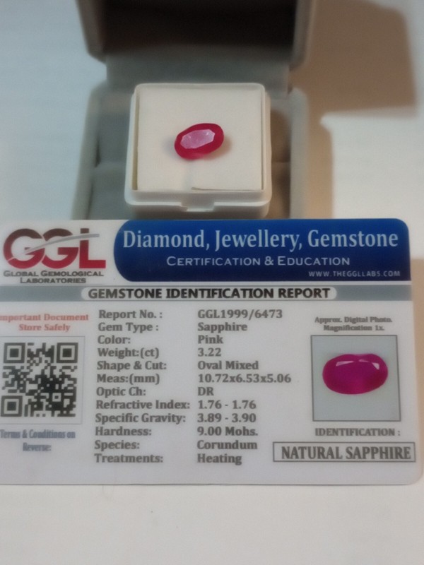 NATURAL EARTHMINED GGL CERTIFIED GEM TESTED OVAL HEATED PINK SAPPHIRE 3.22 CTS.