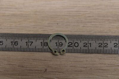 レーシングコンディション　256 レーシングコンディション 256 Honda 94511-12000 Circlip NOS NEU