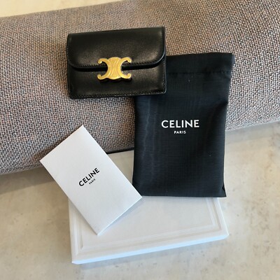 Celine Card Holder with Flap in Shiny Calfskin Black / 100
