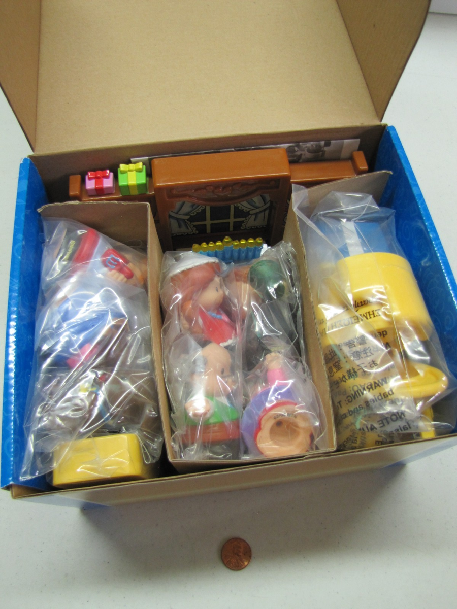 Fisher Little People 2003 Hanukkah Set MINT B8042 Complete for