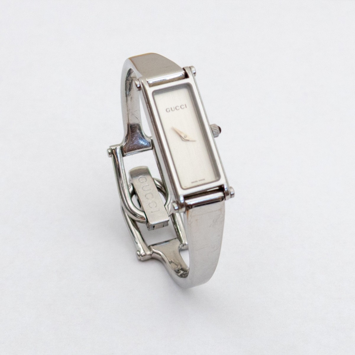 Gucci 1500L Stainless Steel Bangle Watch Silver Swiss Made Vintage