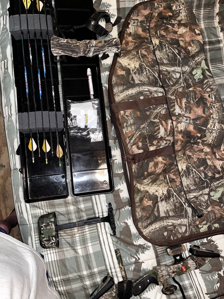 Pse Compound Bow Women Or Youth  - Image 4 of 4