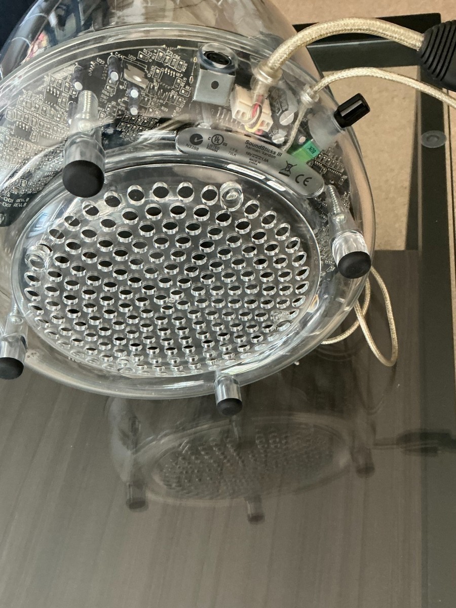 harman/kardon SoundSticks 3 ワイヤレススピーカー Amazon.com: Harman Kardon SoundSticks III 2.1 Speaker System
