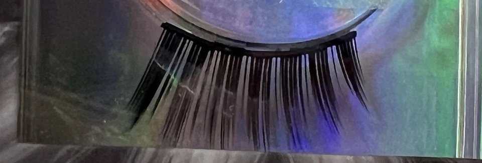 Urban Decay: Urban Lash Zing/Boheme Full Track False Eyelash Set W/Glue New - Image 2 of 4