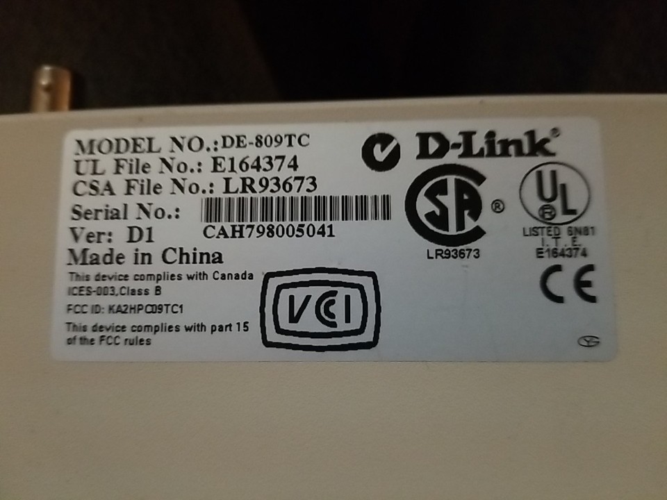 D-Link Model DE-809TC 9 Port Network Switch RJ45 BNC Coax Vintage for parts