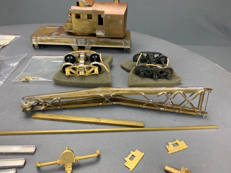 O Scale Brass 120 Ton Industrial Brownhoist Crane W/Andrews Trucks Kit O2962 - Image 4 of 4