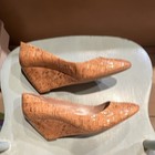 DKNY Women's Tan Cork Wedge Heel Pointed Toe Slip-On Logo Accent Size 10 — photo 3