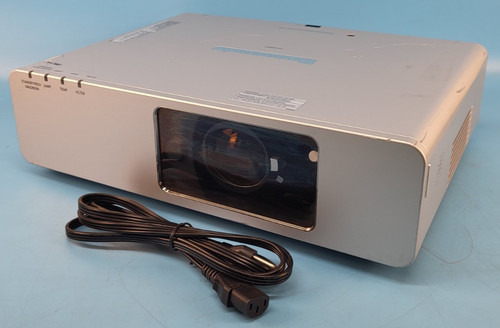 Panasonic, PT-F200NTU Projector 3500 Lumens 1024x768 HDMI,  887 Lamp Hours.