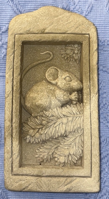 Carruth Studios 1996 Field Mouse On Pine Plaque Wall Tabletop 3” x .75” x 6.5”