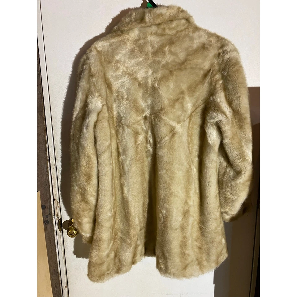 Vintage Blair Faux Fur Coat Large - Image 3 of 4