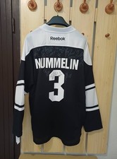 HC TPS Turku (Finland) - Team Signed Hockey Jersey 2013-14 with Petteri Nummelin