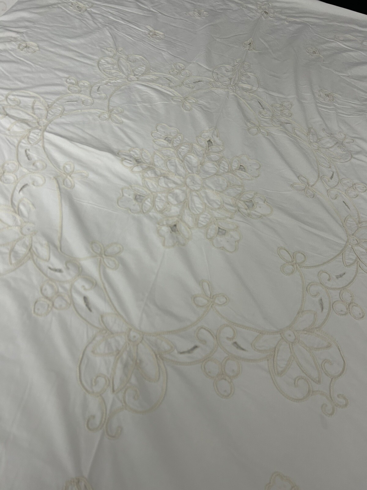King Size Floral Stitch Cream Beige Duvet Cover & 4 Pillow Cases 2
