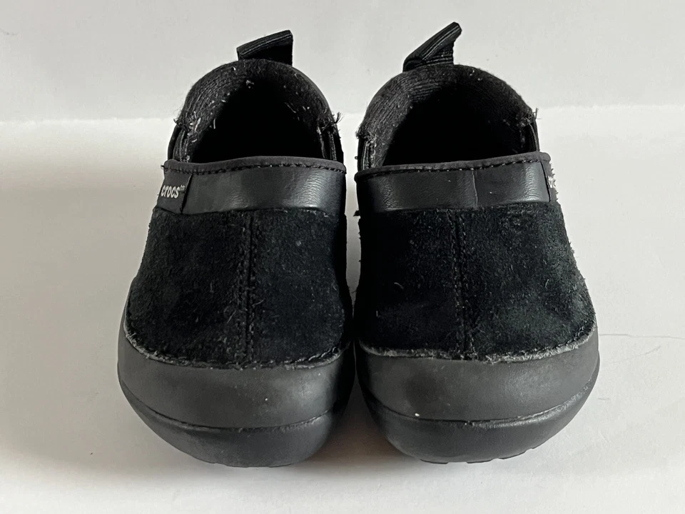Zapatos Crocs Bebé Niño Pequeño Talla 4 Negro Gamuza Cuero Sin Cordones Zuecos Zapatos Foto 4 de 4