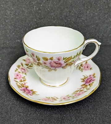 Vintage Duchess ''SUMMER GLORY'' Bone China Teacup & Saucer: #366, 5oz, England