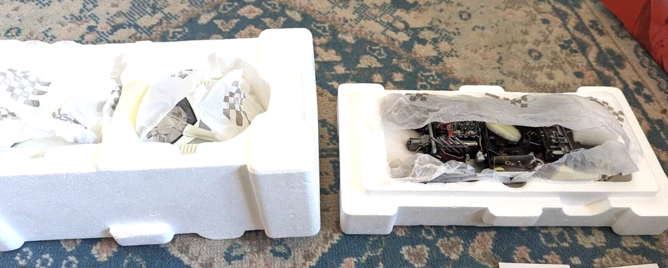 2001 Exoto Chaparral 2 Diecast Metal 1:18 Scale NIB Collectable Racing Car - Image 2 of 4