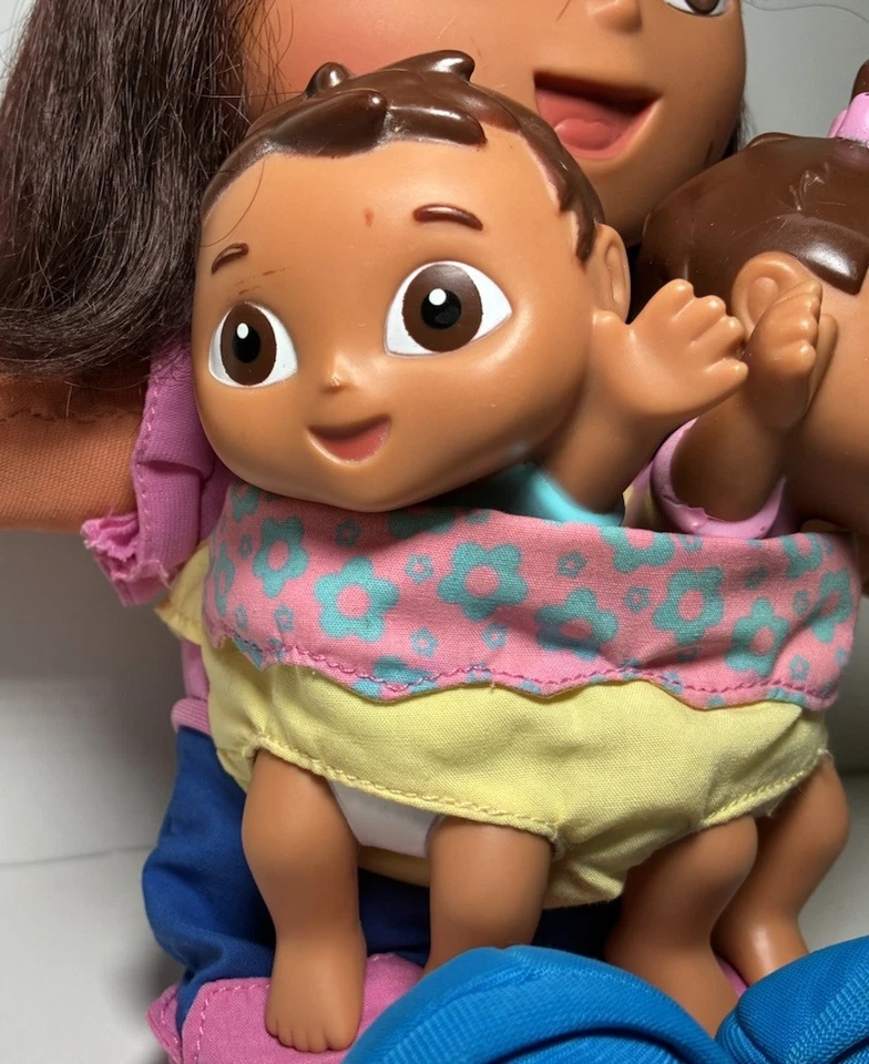 Dora la Exploradora Hermana Mayor Dora con Muñecas Gemelas Fisher Price 2004 ¡Dora habla! Foto 3 de 4
