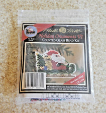 NIP Vintage Mill Hill Holiday Ornaments VI Santa Sleigh H64 Glass Bead 1995 Kit