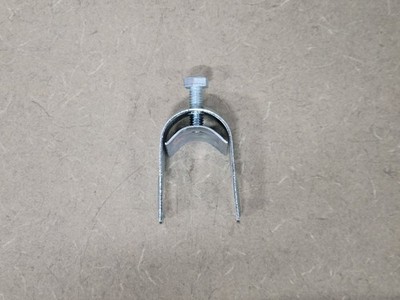 GENTLY USED THOMAS & BETTS CPC100 1'' Cobra Pipe Clamp (Box of 105 pcs)   Parts