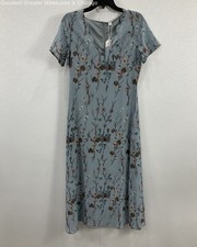 Blue Floral Print Dress With Tag Size Medium