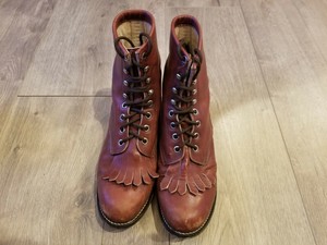 kiltie boots