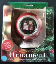 Digital Photo Christmas Tree Ornament Screen Display New Unused Box Is Taped 