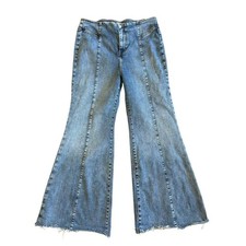 Free People We The Free Curvy Wide Flare Leg Jeans Raw Hem High Waisted Size 33S