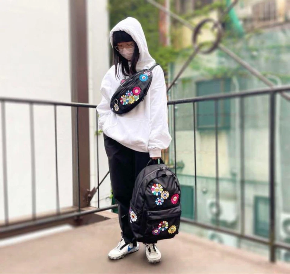 Bolso Cintura Takashi Murakami Flor X New Era Colaboración Negro 2022SS Raro Foto 3 de 4
