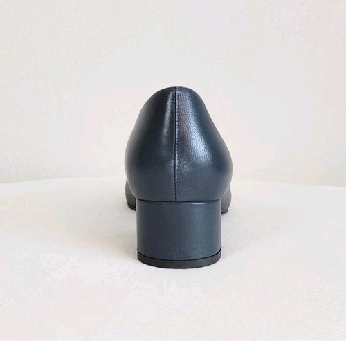 Trotters Women's 8.5 Dream Navy Blue Heels Wide Shoes Work Comfort Support - Picture 3 of 10