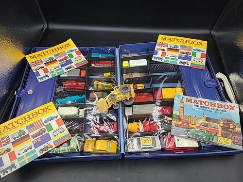 Vintage Matchbox Case W/30 Matchbox Series 1 - 75, 7 Superfast, 4 Catalogs. MG