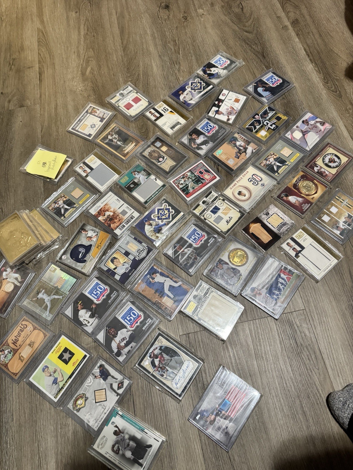 500+ Card Lot - AUTO PATCH NUMBERED Football Basketball Baseball NO BASE view 2