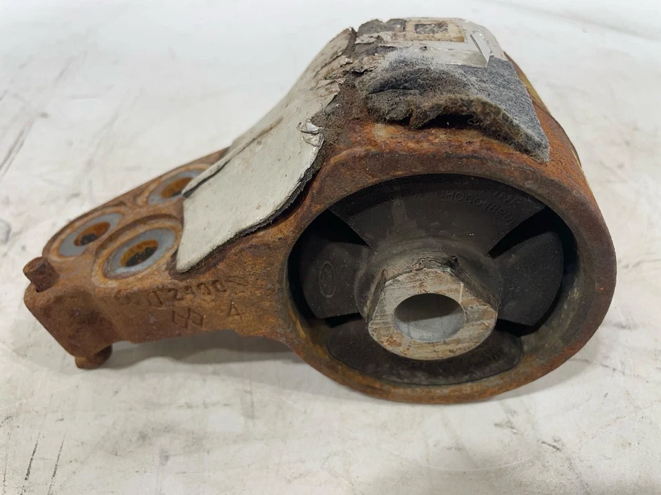 Fits 2018 - 2021 FORD EXPEDITION 3.5L LH Driver Engine Mount Bracket Support OEM - Image 3 of 4