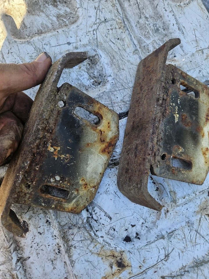 Cub Cadet Qa36 Qa42 Snowblower Skid Shoes 1650 1450 1200 1250 1450 1650 1100 100 - Image 3 of 3