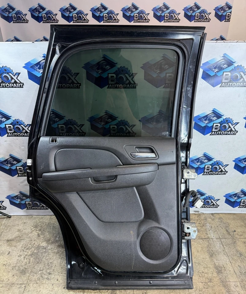 2007-2011 CHEVY TAHOE ВОДИТЕЛЬ ЛЕВАЯ ЗАДНЯЯ ДВЕРЬ ЧЕРНЫЙ OEM - Изображение 2 из 3