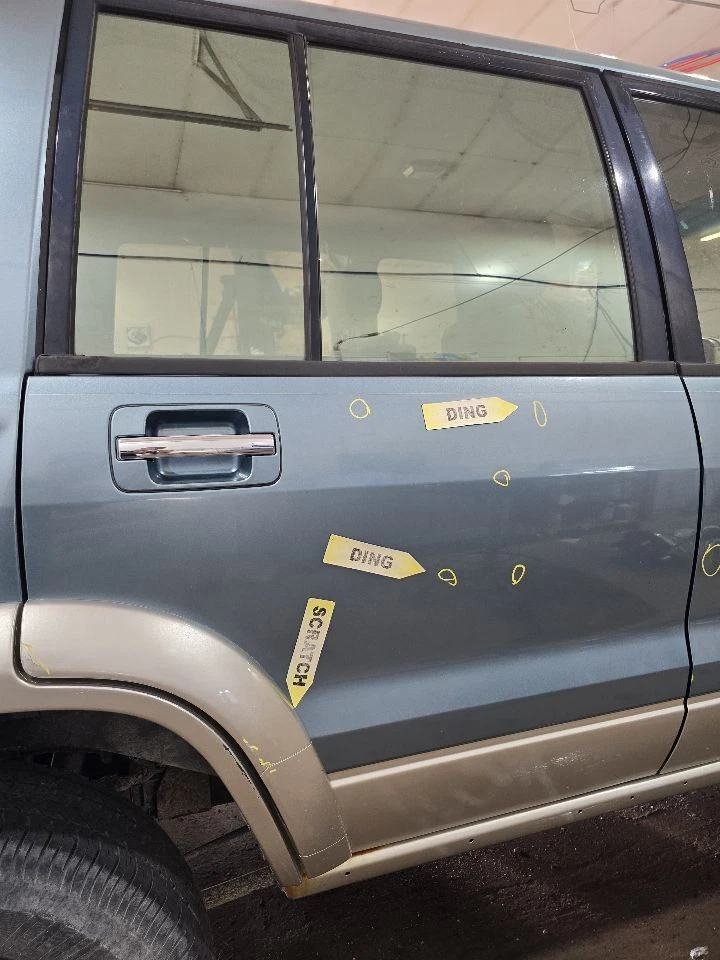 Passenger Rear Side Door With Fender Flare Fits 98-02 ISUZU TROOPER 646695 Foto 2 de 4