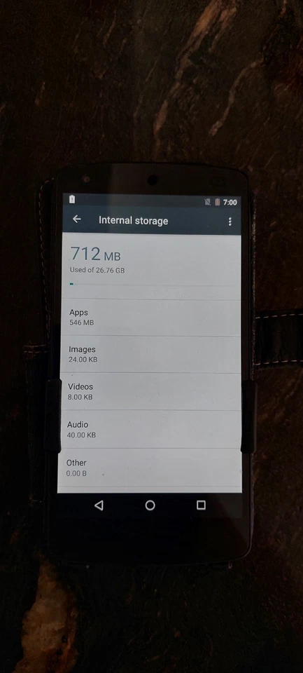 LG Google Nexus 5 32gb Smartphone - Image 3 of 4