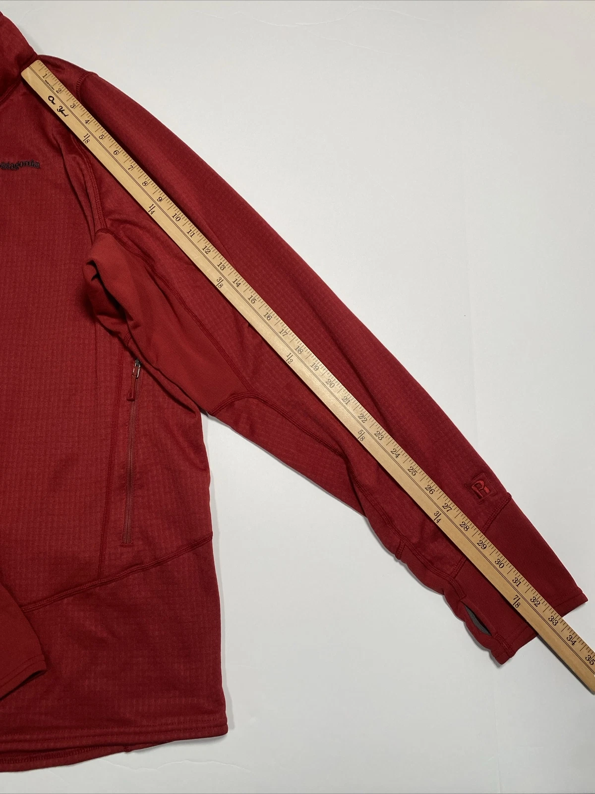 patagonia r1 regulator full zip thumb holes grid 
