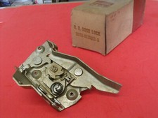 Nos 59 60 Ford Truck Right Hand Door Latch Assembly B9tb-8121812-b