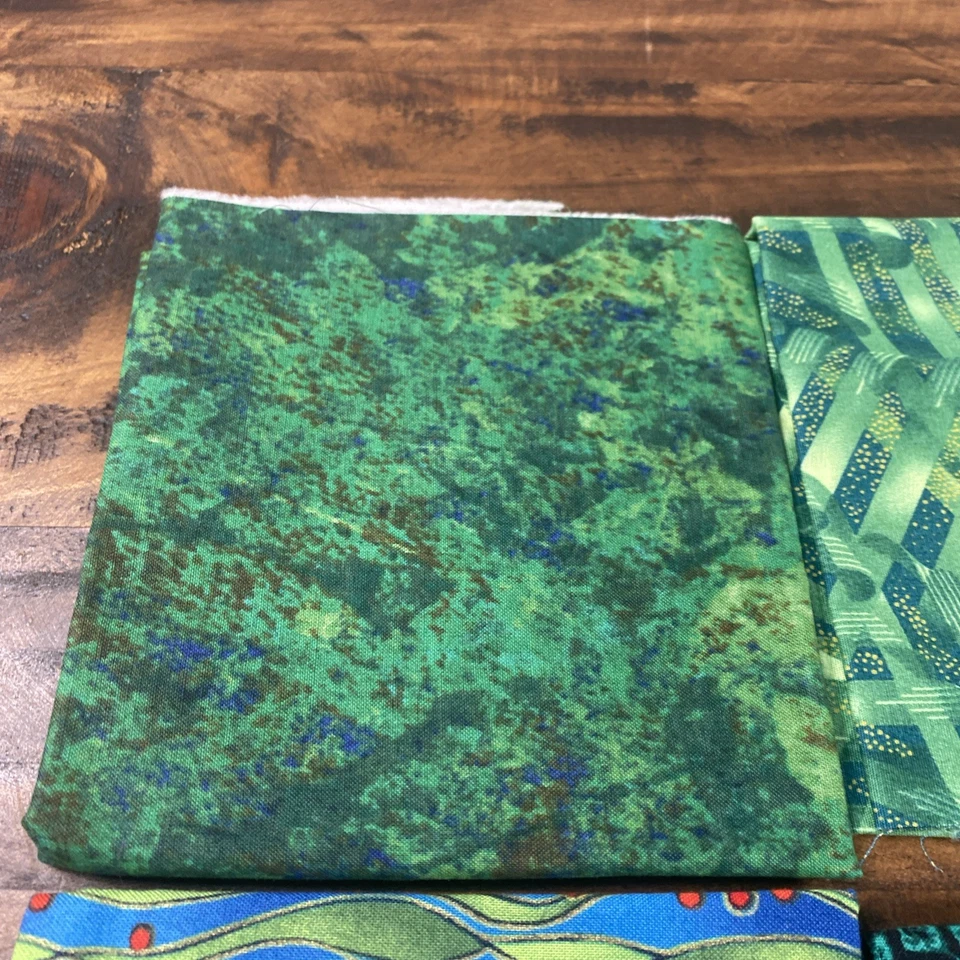 CUARTOS GRASOS PARA ACOLCHADO Y ARTESANÍA Lote de 6 Tela, Geométrica, Verde, Azul Foto 2 de 4