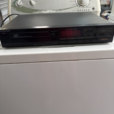 Emerson Compact Disc Audio CD175R Digital NO REMOTE