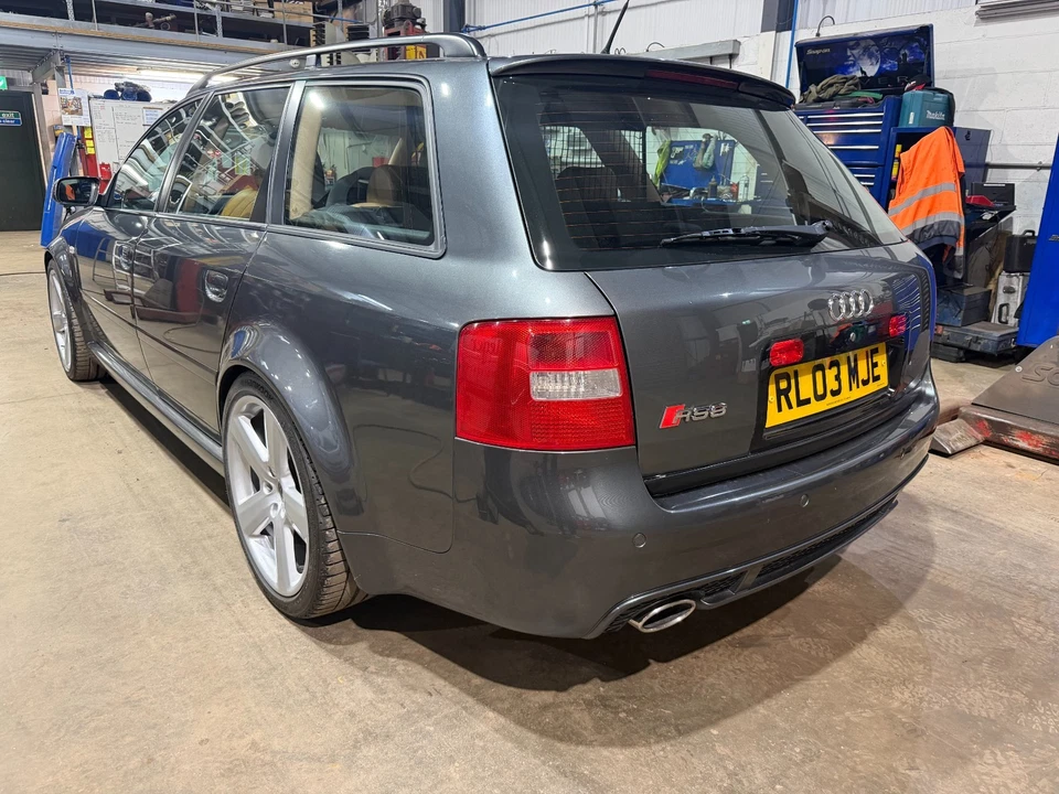 Audi RS6 (C5) Avant - Image 4 of 4