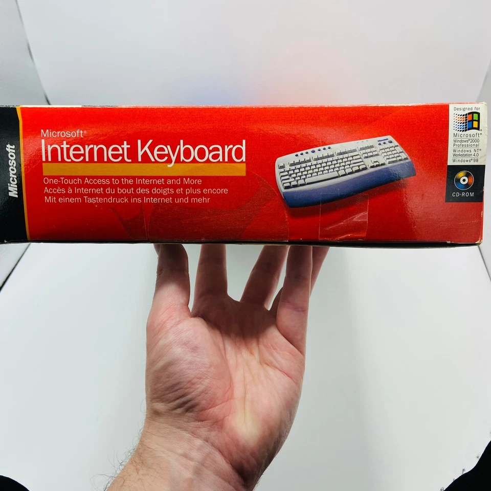 Microsoft Internet Vintage Keyboard X05 New in Box ps/2 Wired CD included - Image 3 of 4