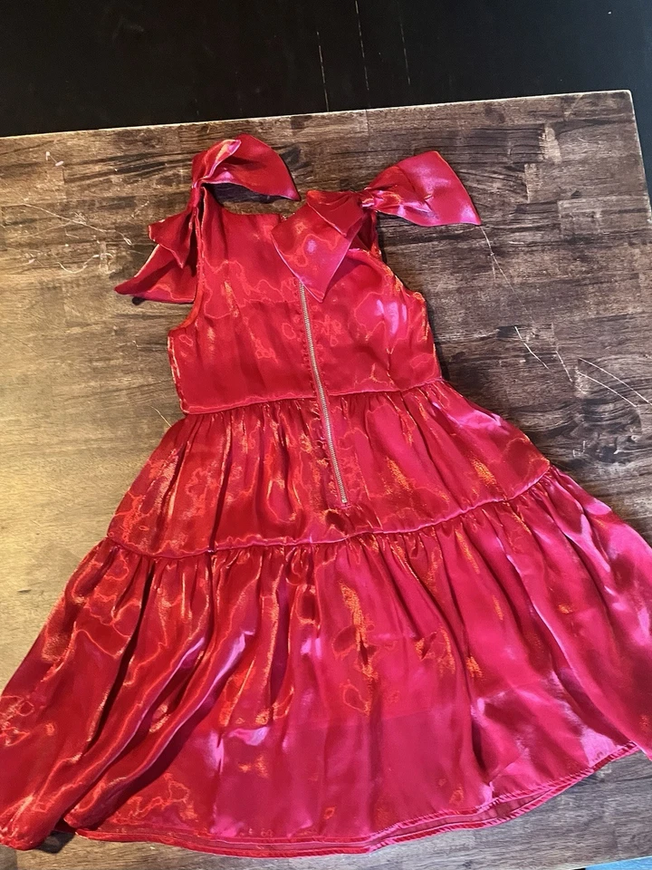 Hermoso vestido de vacaciones Rewind manga lazo midi talla 7 Foto 2 de 4