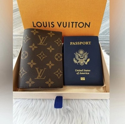 Authentic LOUIS VUITTON Monogram Passport Cover Brown W/Dust Bag & Box USA