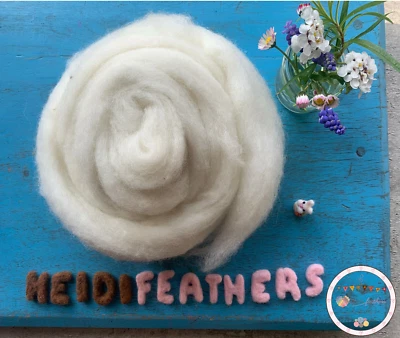 Heidifeathers® Core Wool FAST FELTING - 100g White Carded Sliver Needle Felting