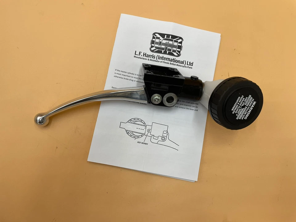 TRIUMPH FRONT MASTER CYLINDER ASSEMBLY 60-7163 750 TR7 T140 U.K. MADE 1979 -1982 - Image 2 of 4